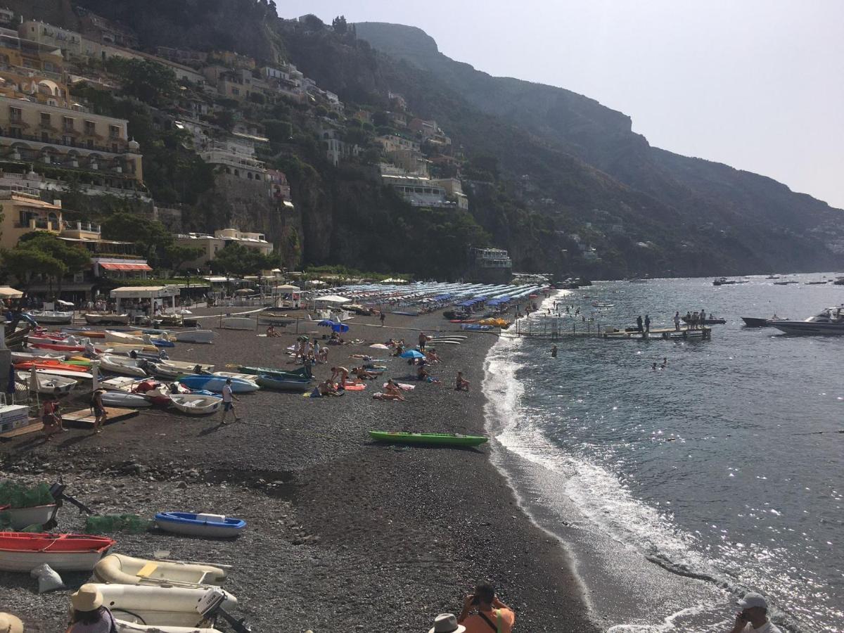 Le 13 Fontane Leilighet Salerno Eksteriør bilde